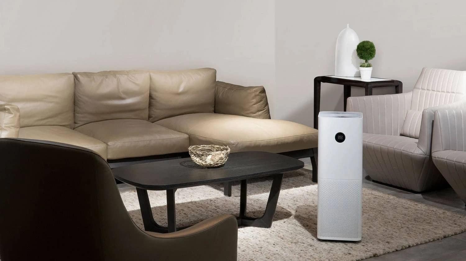 Xiaomi Smart Air Purifier 4 Pro in een woonkamer